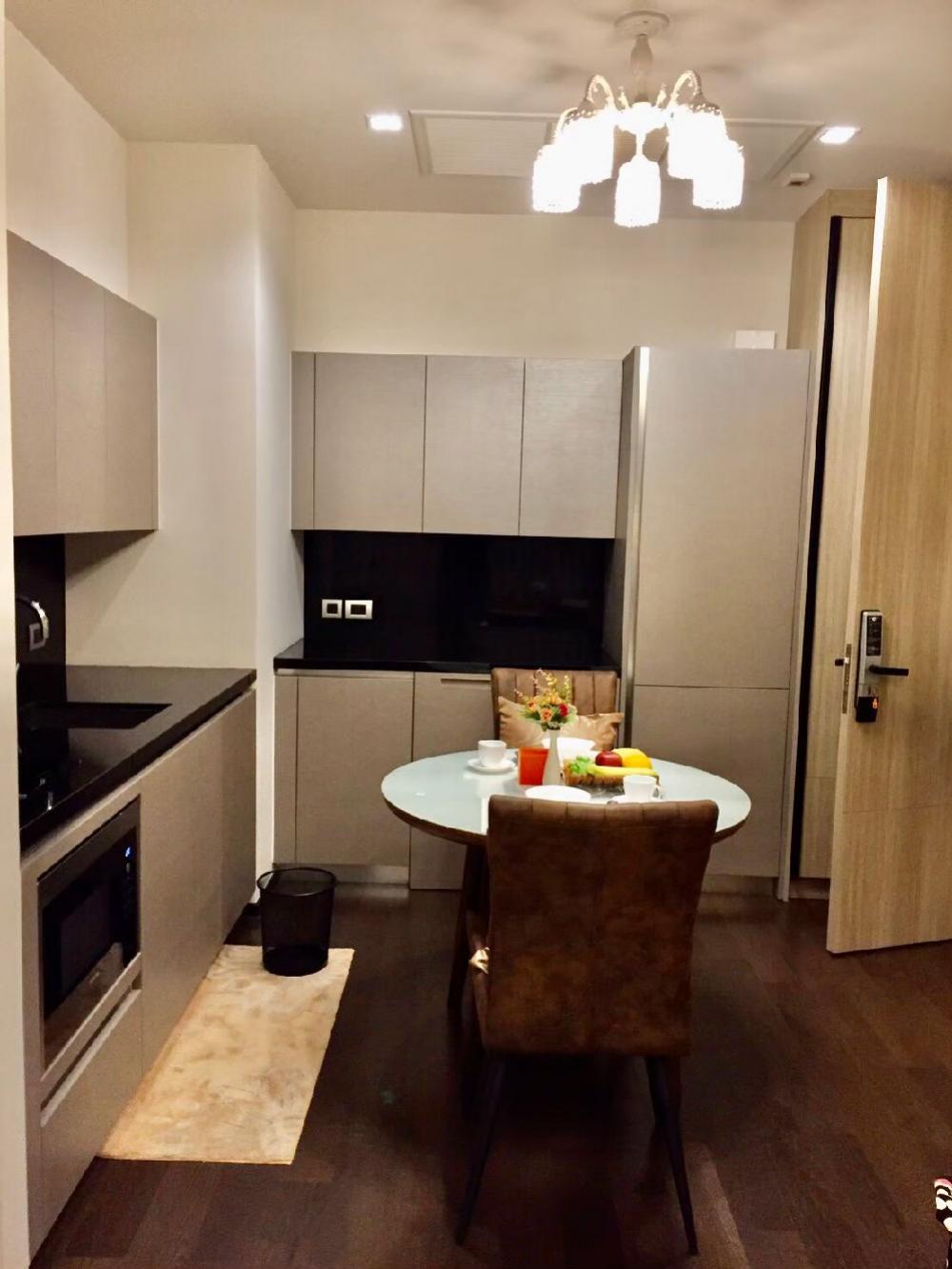 For RentCondoSukhumvit, Asoke, Thonglor : READY FOR RENT URGENTLY!!! Urgent rent!!! The xxxix, size 1 bedroom, 1 bathroom, 55.10 sq m. Fully furnished with electrical appliances. Ready to view the room today.