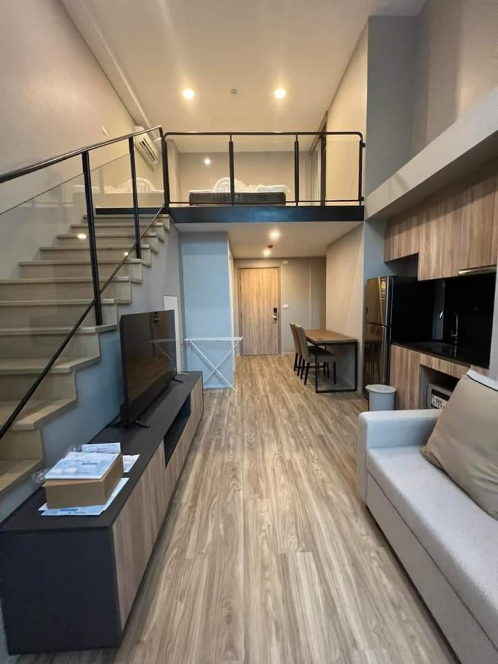 For RentCondoSathorn, Narathiwat : condo blossom sathorn for rent duplex unit new room