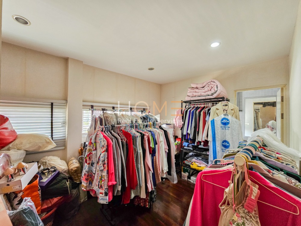 ขายบ้านนวมินทร์ รามอินทรา : บ้านเดี่ยว โนเบิล จีโอ วัชรพล / 3 ห้องนอน (ขาย), Noble Geo Watcharapol / Detached House 3 Bedroom (FOR SALE) TAN236