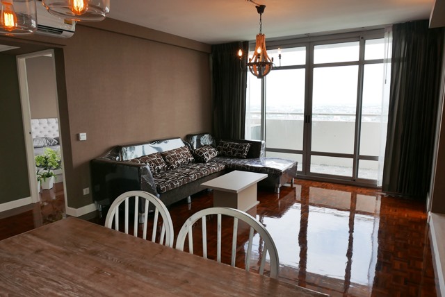 ให้เช่าคอนโดแจ้งวัฒนะ เมืองทอง : เช่า คอนโด ริเวียร่า 4 เลควิว คอนโดมิเนียม ชั้น 30 B วิวทะเลสาบ เมืองทองธานี  เฟอร์ครบ  (ALP-C-1810004