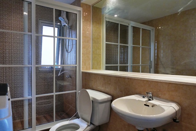 ให้เช่าคอนโดแจ้งวัฒนะ เมืองทอง : เช่า คอนโด ริเวียร่า 4 เลควิว คอนโดมิเนียม ชั้น 30 B วิวทะเลสาบ เมืองทองธานี  เฟอร์ครบ  (ALP-C-1810004