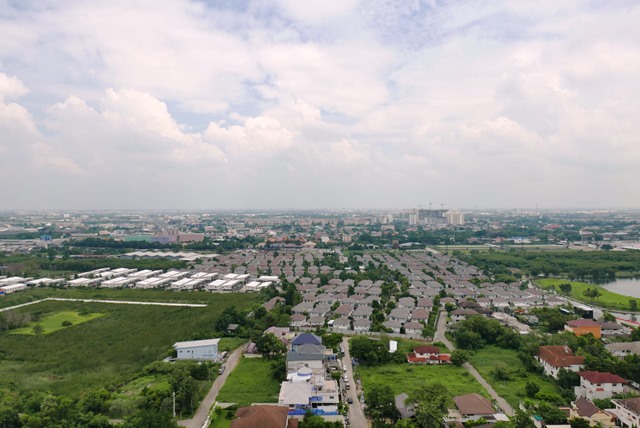 ให้เช่าคอนโดแจ้งวัฒนะ เมืองทอง : เช่า คอนโด ริเวียร่า 4 เลควิว คอนโดมิเนียม ชั้น 30 B วิวทะเลสาบ เมืองทองธานี  เฟอร์ครบ  (ALP-C-1810004