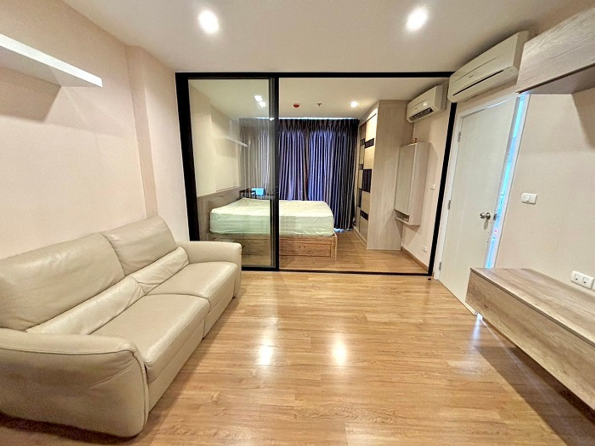 For SaleCondoBang Sue, Wong Sawang, Tao Pun : Condo for sale, The Tree Interchange, only 2.3 million baht, condo next to Gateway Mall, river view !!