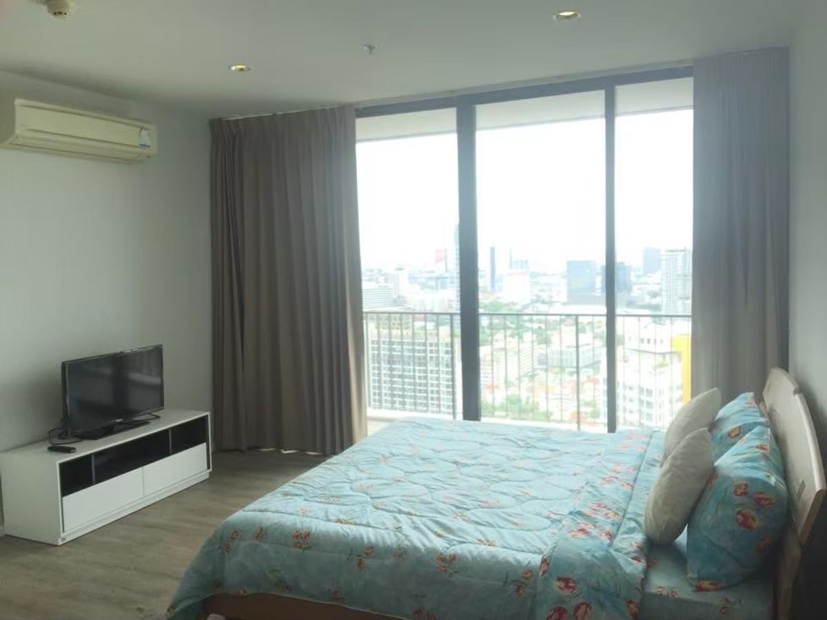 ให้เช่าคอนโดลาดพร้าว เซ็นทรัลลาดพร้าว : Hot Price for rent The Issara Ladprao (ดิ อิสระ ลาดพร้าว) ราคาถูกที่สุด ห้องสวย🔥