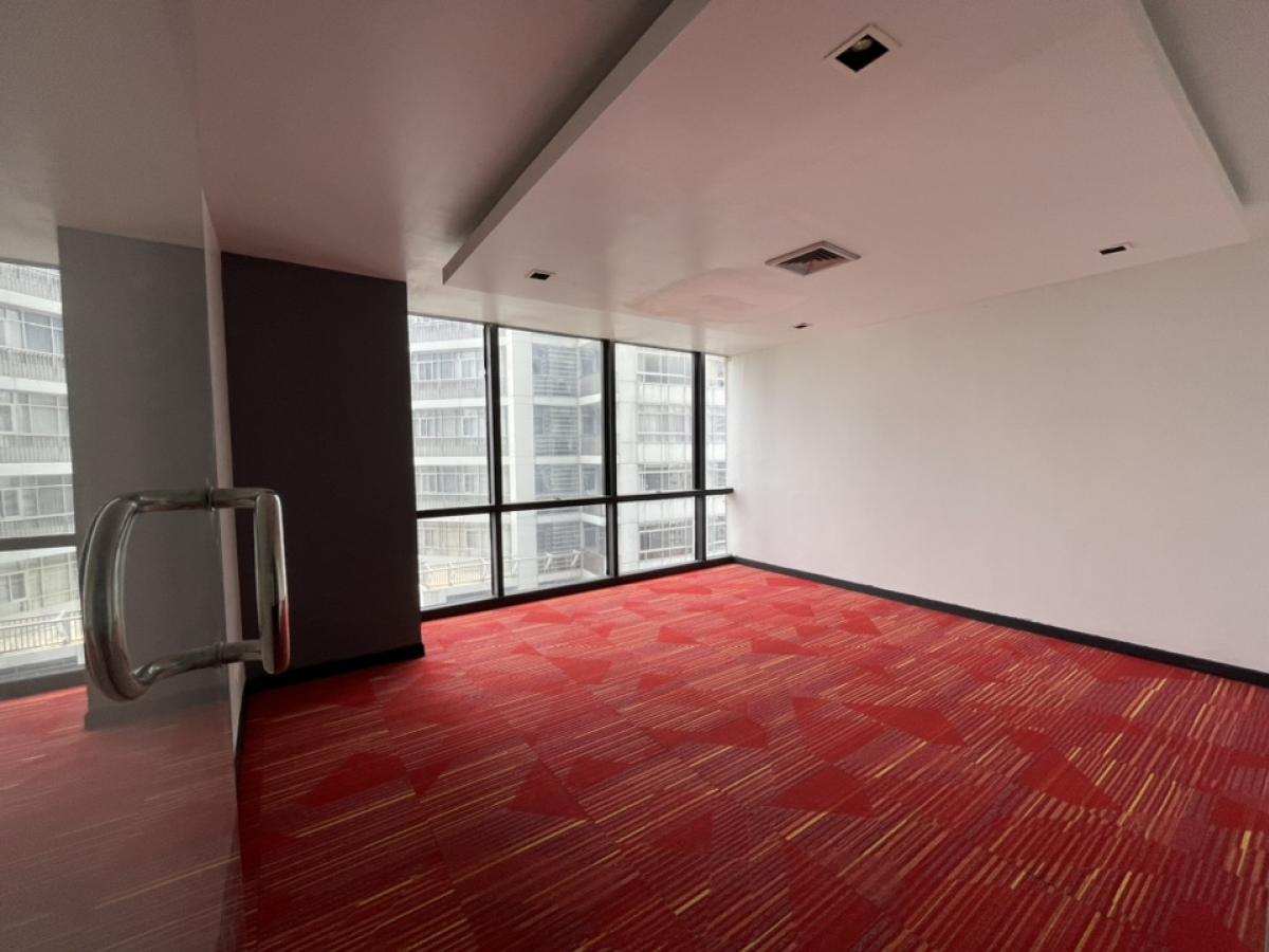 For SaleOfficeSukhumvit, Asoke, Thonglor : Office for sale in the heart of Asoke, PS Tower, Asoke, 308 sqm., 23rd floor, very good price.