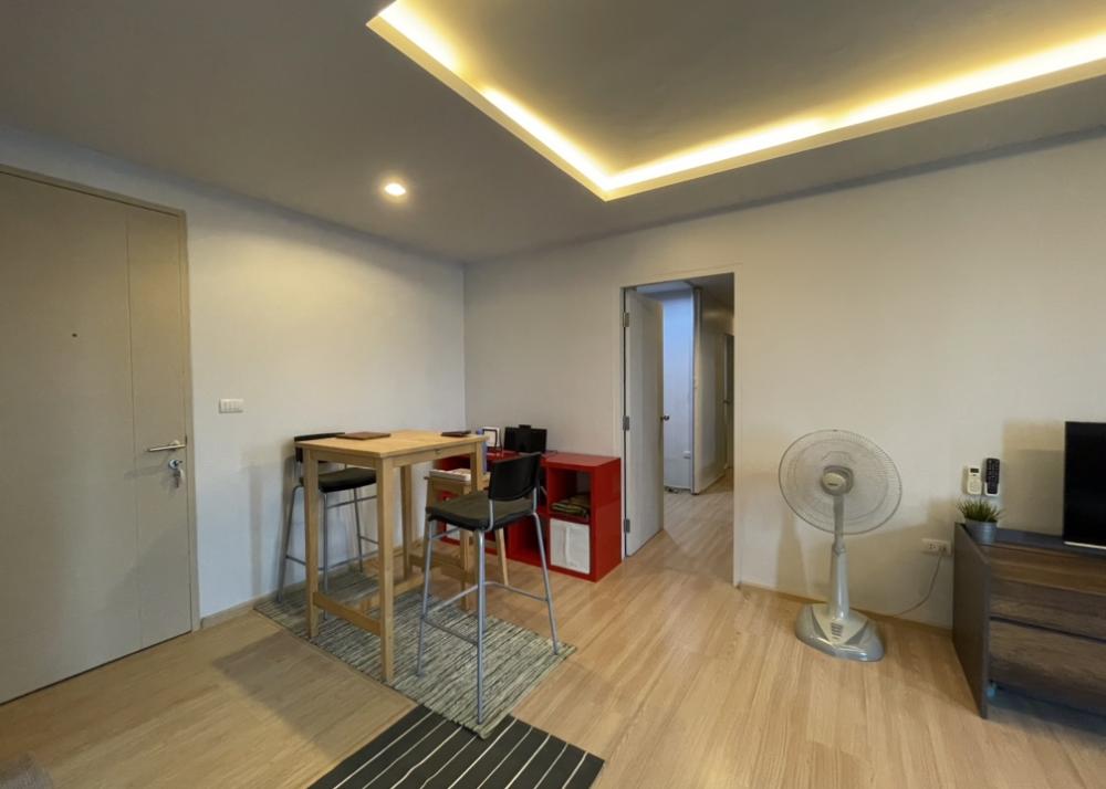 For SaleCondoRatchadapisek, Huaikwang, Suttisan : Condo for sale, 2 bedrooms, 2 bathrooms, near Mrt Ratchadaphisek, size 62 square meters.