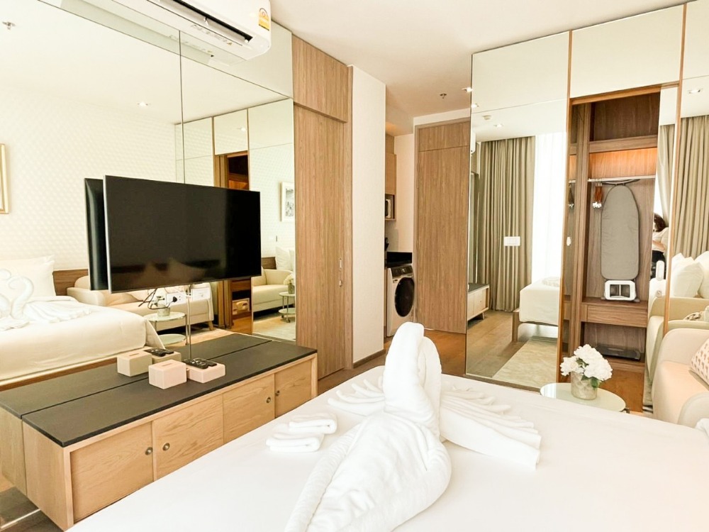 ให้เช่าคอนโดสุขุมวิท อโศก ทองหล่อ : Free wifi! Studio at Park 24 by Nestcovery Realty