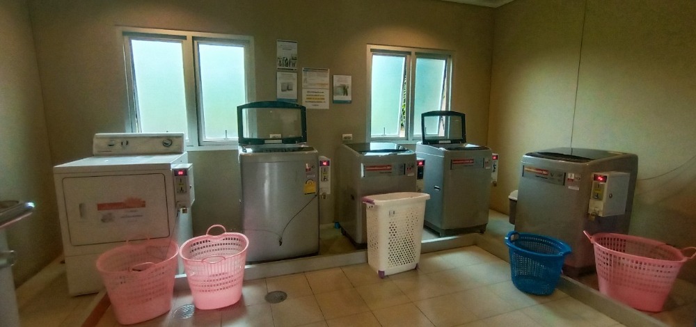 For SaleCondoBang kae, Phetkasem : Condo for sale, Lumpini Park Petchkasem 98, special price, one room only! Condo near The Mall Bang Khae, near MRT Lak Song, next to the main road, 1 bedroom, size 26.50 square meters, private corner room, pool view, convenient transportation Petchkasem, P