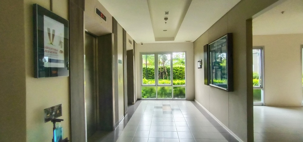 For SaleCondoBang kae, Phetkasem : Condo for sale, Lumpini Park Petchkasem 98, special price, one room only! Condo near The Mall Bang Khae, near MRT Lak Song, next to the main road, 1 bedroom, size 26.50 square meters, private corner room, pool view, convenient transportation Petchkasem, P