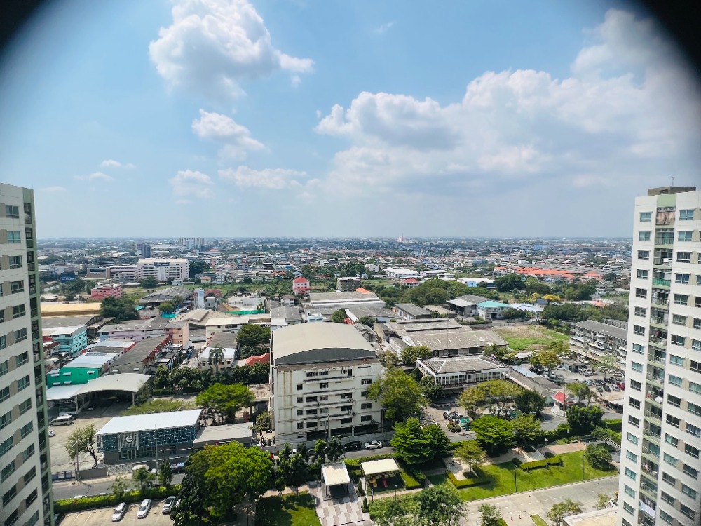 For SaleCondoBang kae, Phetkasem : Condo for sale, Lumpini Park Petchkasem 98, special price, one room only! Condo near The Mall Bang Khae, near MRT Lak Song, next to the main road, 1 bedroom, size 26.50 square meters, private corner room, pool view, convenient transportation Petchkasem, P