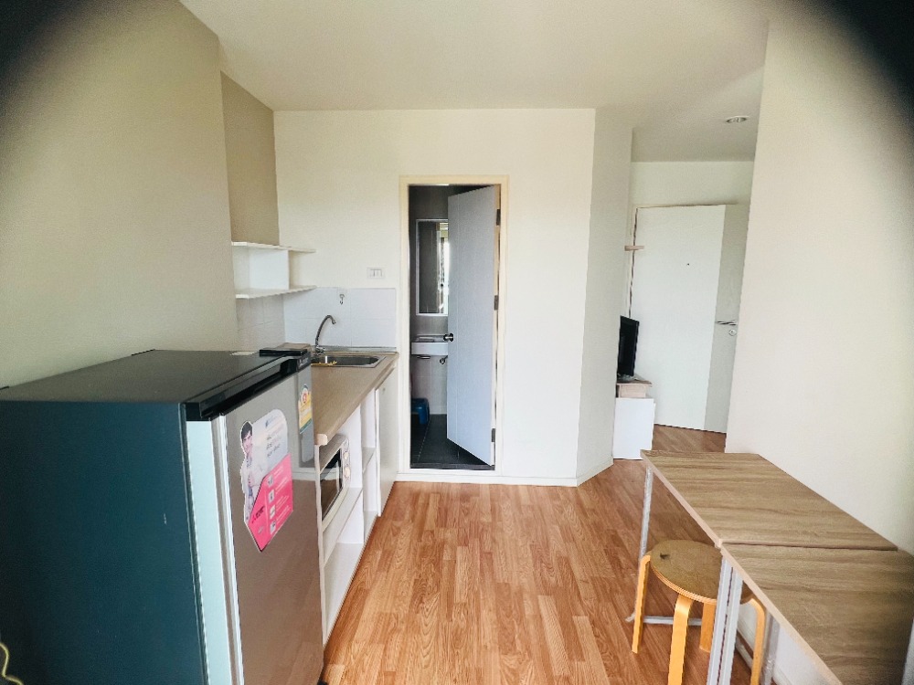 For SaleCondoBang kae, Phetkasem : Condo for sale, Lumpini Park Petchkasem 98, special price, one room only! Condo near The Mall Bang Khae, near MRT Lak Song, next to the main road, 1 bedroom, size 26.50 square meters, private corner room, pool view, convenient transportation Petchkasem, P