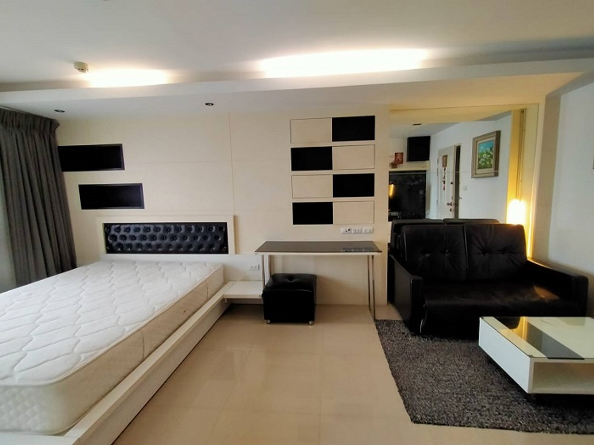 For RentCondoPinklao, Charansanitwong : 📢📢FOR RENT The Trust Residence Pinklao 1BED, 9th floor, decorated near Thammasat. Interested 📞 087-4496994 First