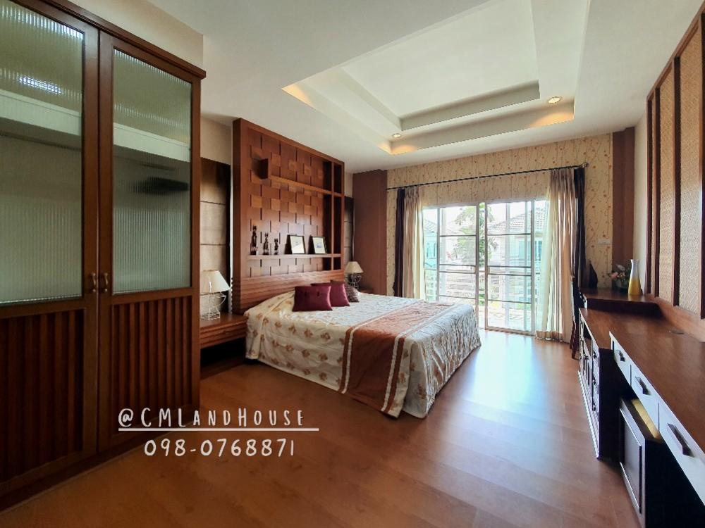 For SaleHouseChiang Mai : The Lagoona Home 10, San Sai Noi Subdistrict, house near the city, near Ruamchok Intersection 3 km, next to the ring road, real teak furniture throughout the house.