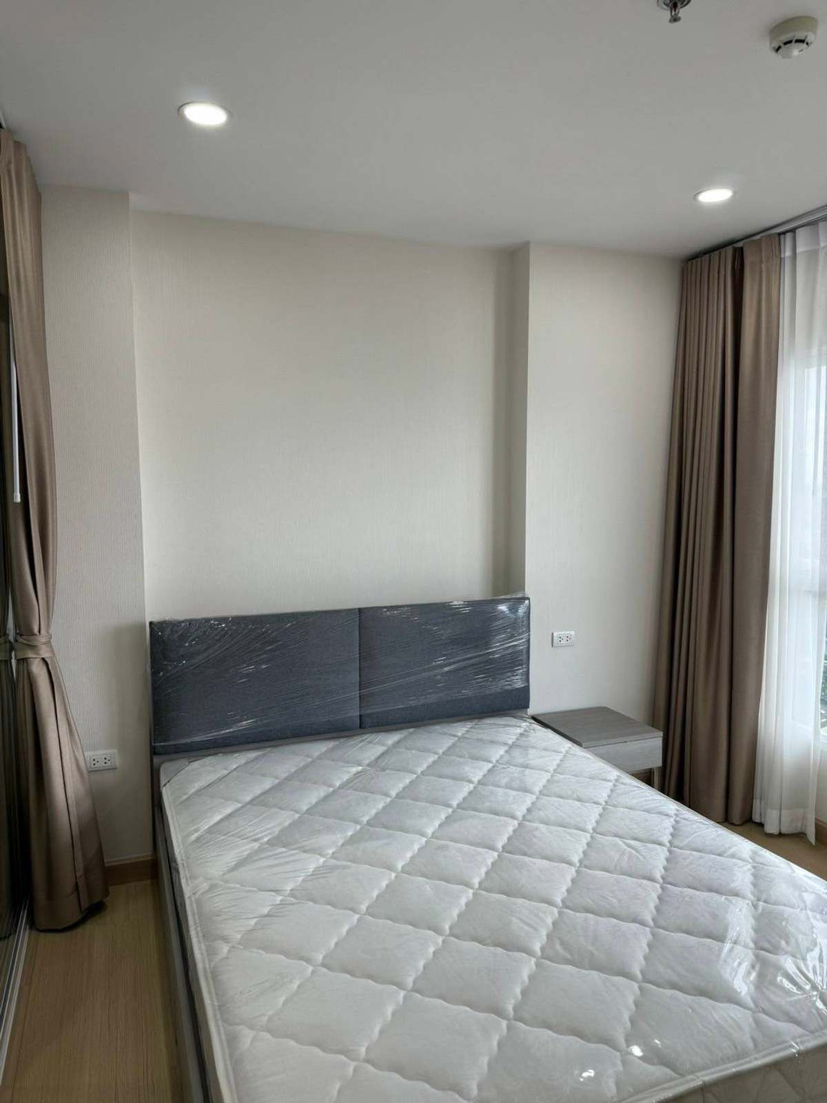 ให้เช่าคอนโดรามคำแหง หัวหมาก : 💥 เช่า ศุภาลัย เวอเรนด้า รามคำแหง ใหม่ 35 ตรม ราคา 13,500 บาท เฟอร์ครบ