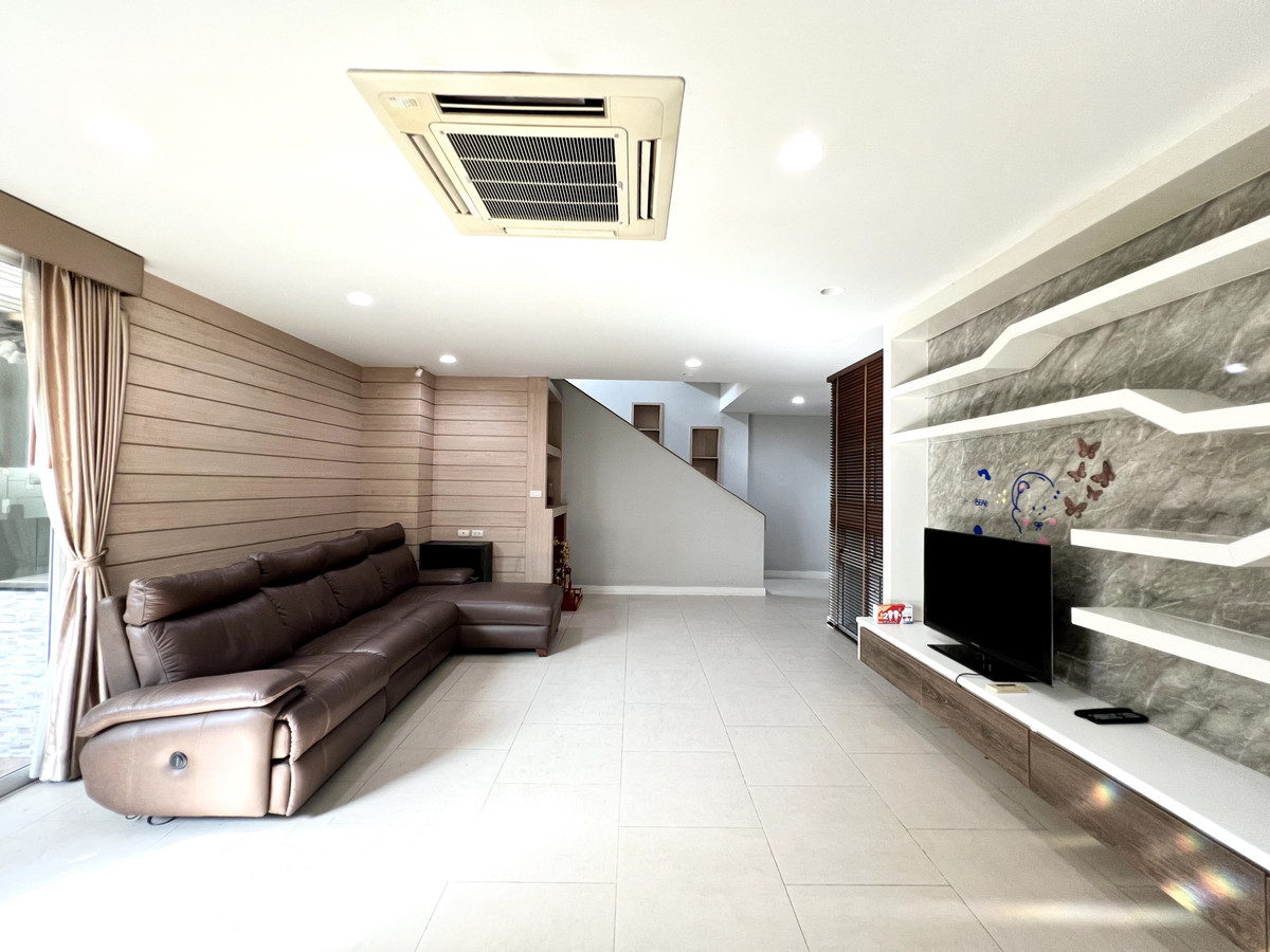 ให้เช่าบ้านรัชดา ห้วยขวาง : ให้เช่า บ้านเดี่ยว สุทธิสาร พหลโยธิน ใกล้ BTS สะพานควาย 1 กิโลเมตร