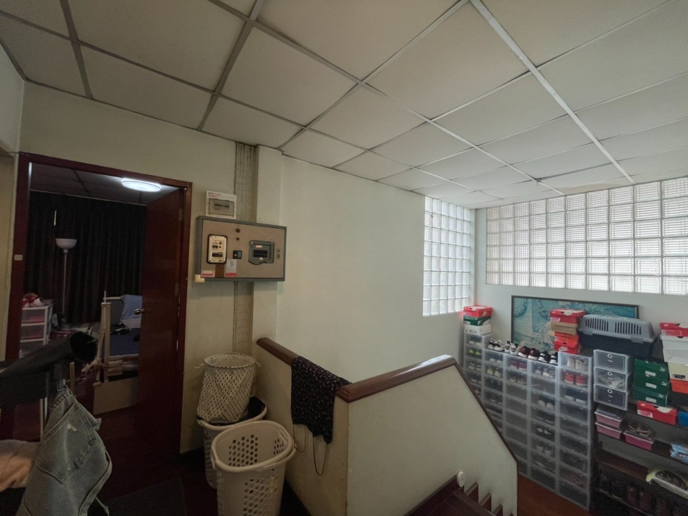 For SaleHouseSapankwai,Jatujak : Detached House Phahonyothin 24 / 6 Bedrooms (For Sale), Detached House at Phahonyothin 24 / 6 Bedrooms (FOR SALE) T537