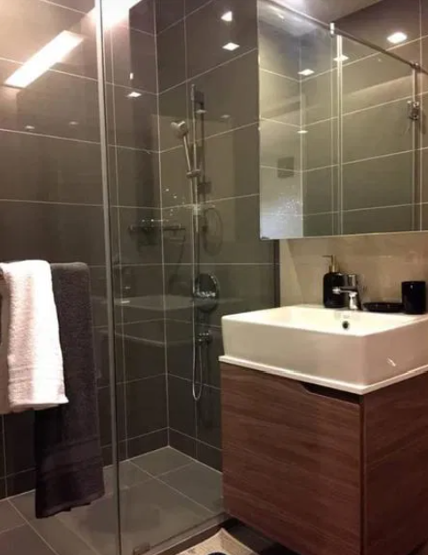 For RentCondoSukhumvit, Asoke, Thonglor : (not accept co) M Thonglor please add LlNE lD @806qphgn o8415o5483 Rent & Sell