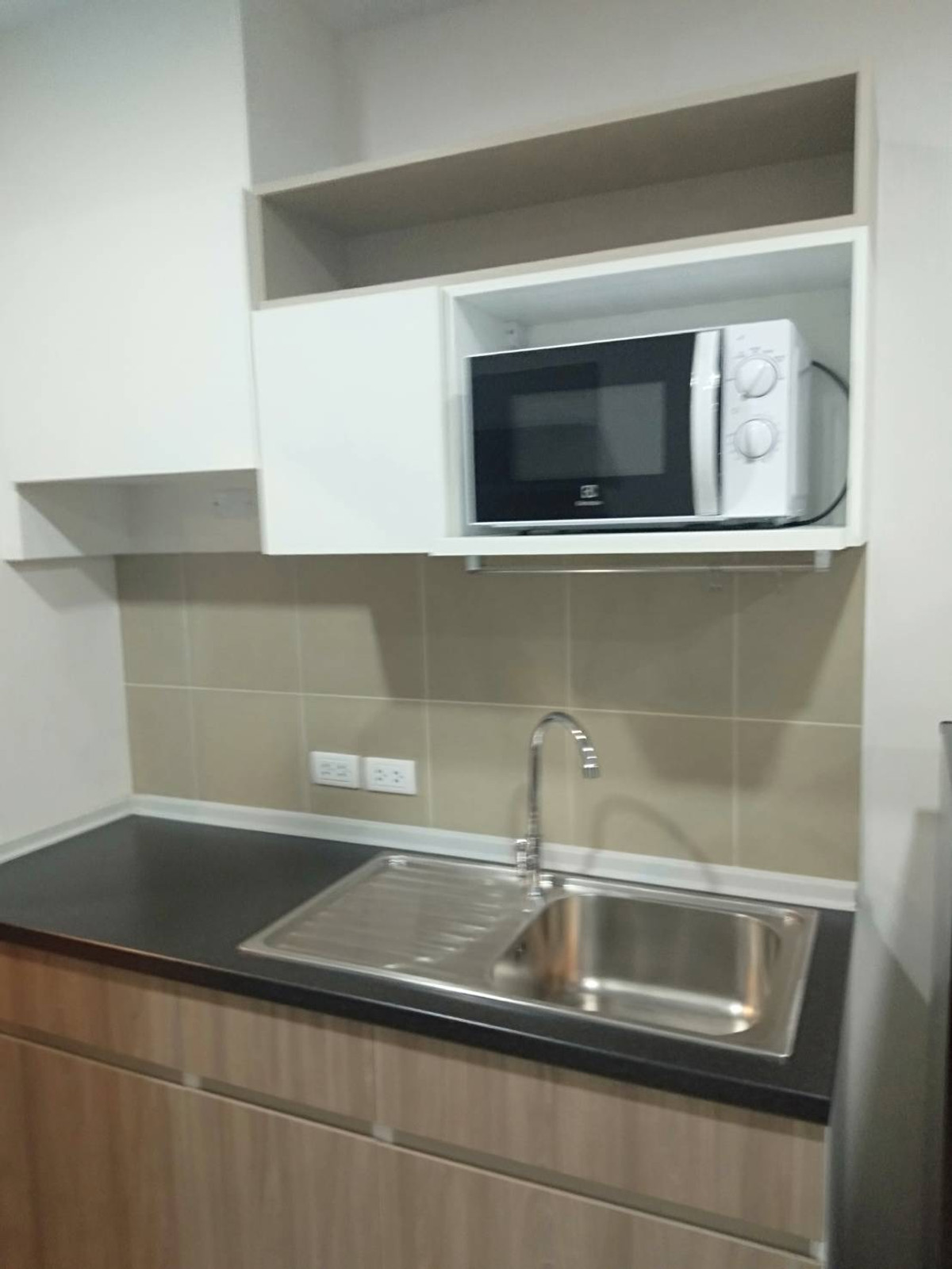 For RentCondoRamkhamhaeng, Hua Mak : 💥 Rent Supalai Werenda Ramkhamhaeng, 28 sqm. Price 11,000 baht.