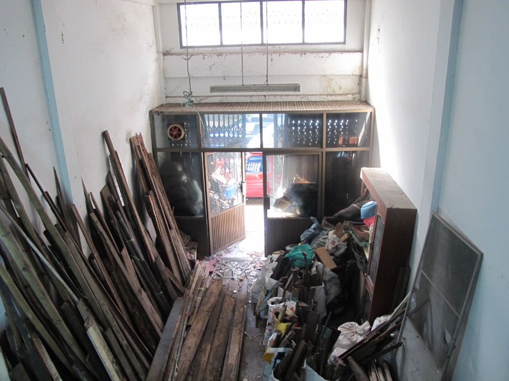 ขายอาคารพาณิชย์อ่อนนุช อุดมสุข : ขายตึกแถว 1 คูหา สุขุมวิท 99 ขนาด 15 ตร.ว. 4 ชั้น ทำเลดีมาก