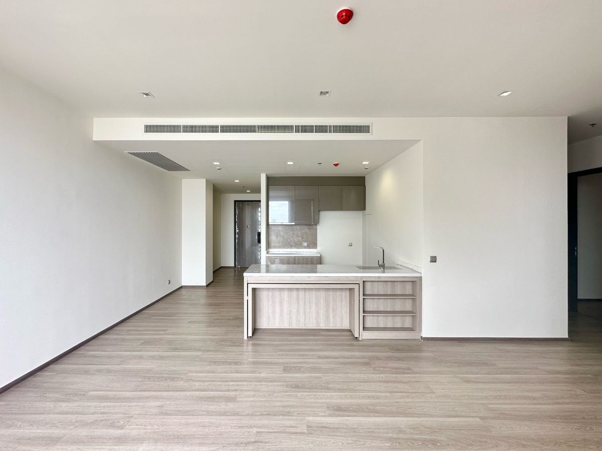 For SaleCondoSathorn, Narathiwat : Urgent sale!!️ Floor 35++ Best deal RHYTHM Charoenkrung Pavillion I near Shrewsbury School CALL: 0953569894