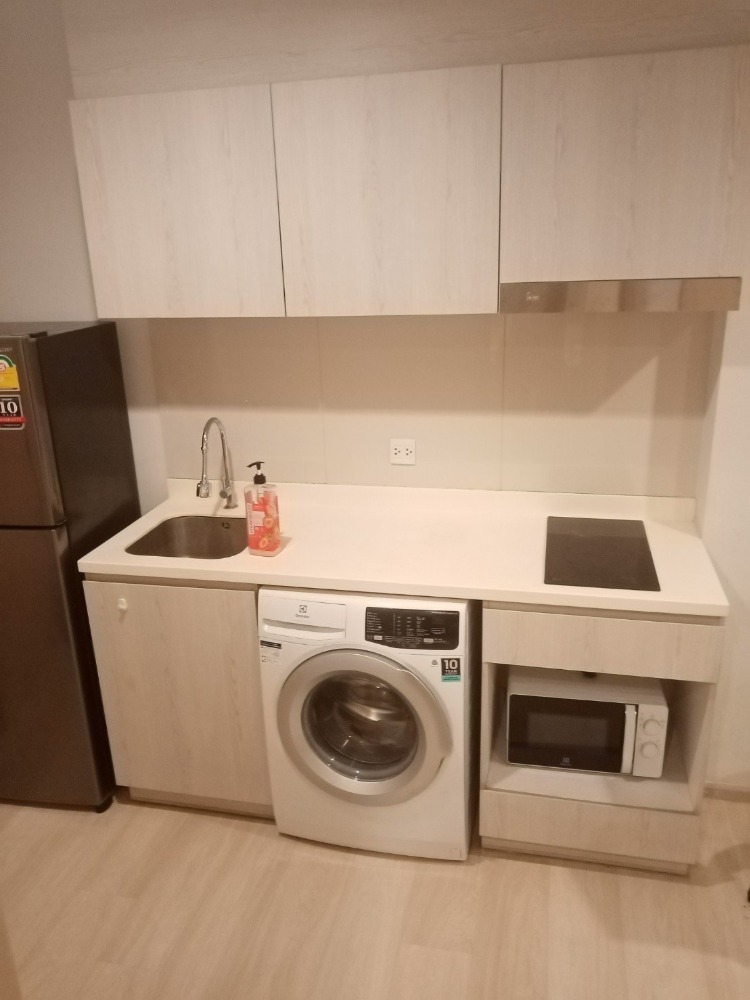 For RentCondoWitthayu, Chidlom, Langsuan, Ploenchit : Life One Wireless please add LlNE lD @806qphgn o8415o5483 Sell 6 MB