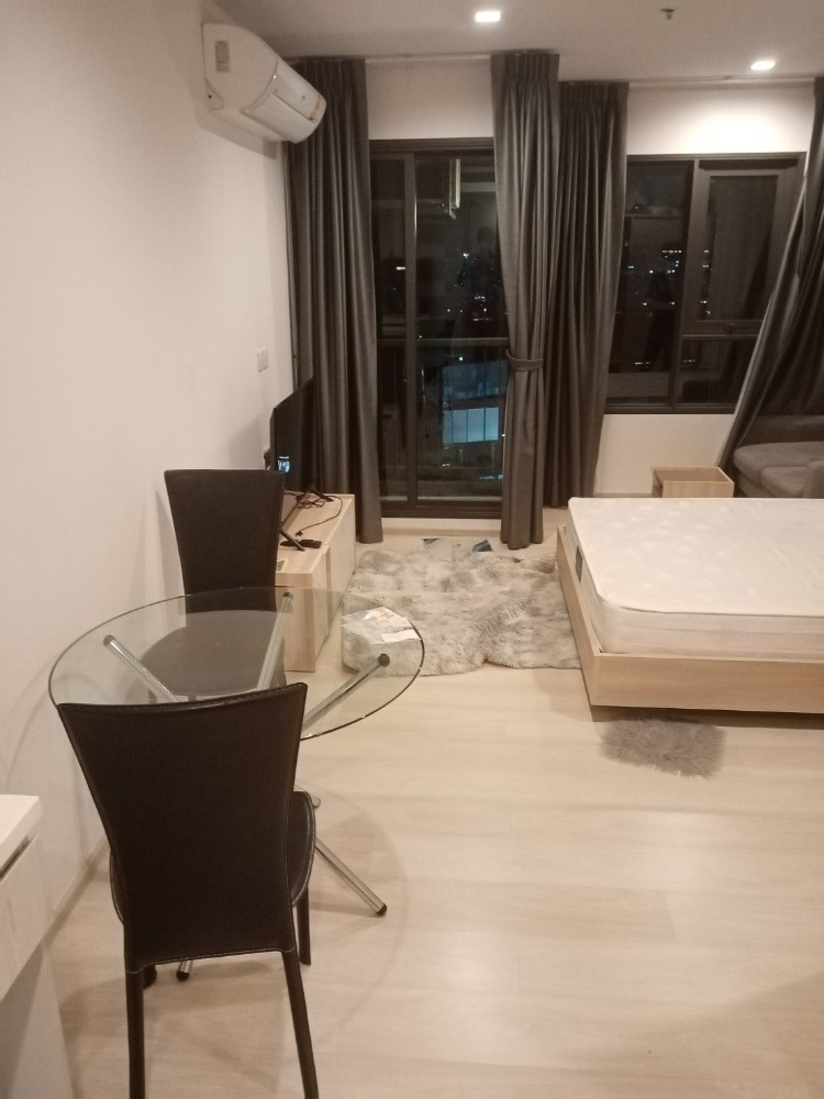 For RentCondoWitthayu, Chidlom, Langsuan, Ploenchit : Life One Wireless please add LlNE lD @806qphgn o8415o5483 Sell 6 MB