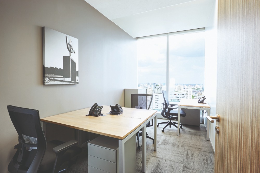 For RentOfficeSukhumvit, Asoke, Thonglor : Rent a ready-to-use office, Sukhumvit, Nana, Asoke, Phrom Phong, Wattana, Thonglor, Ekamai, Phra Khanong, Bangchak, Udomsuk, starting at 8,000 baht and up, with 1 employee or more, call 025125909, 0845434833. Other locations see the website. www.irentoffi
