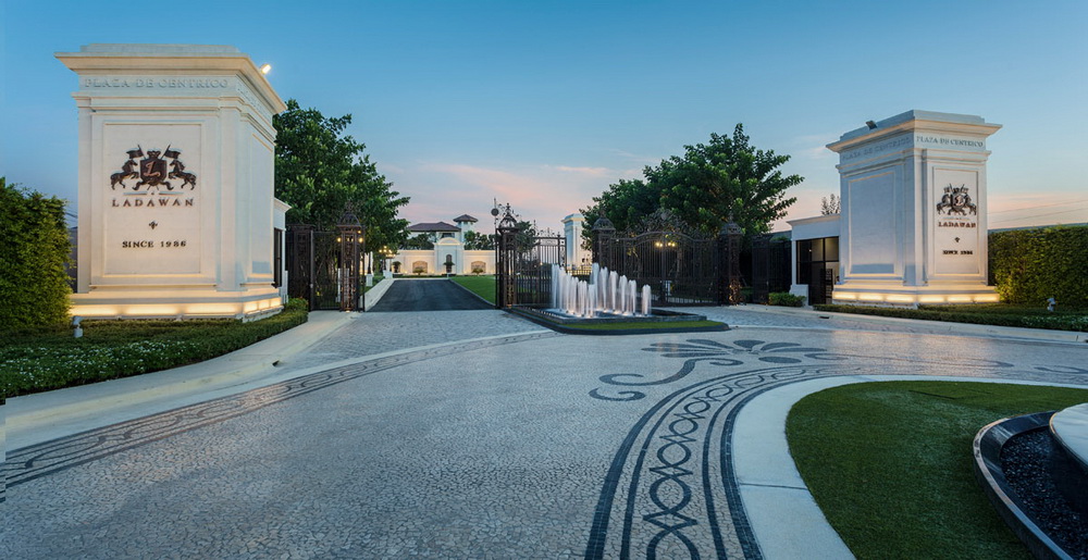 For SaleHouseRama 2, Bang Khun Thian : Luxury mansion for sale, large back, Ladawan Rama 2, Ladawan Rama2