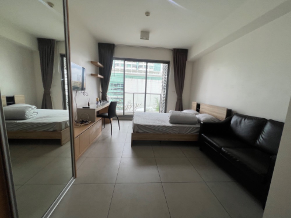 ให้เช่าคอนโดสุขุมวิท อโศก ทองหล่อ : for rent The Lofts ekkamai super deal !! 🌟🌟