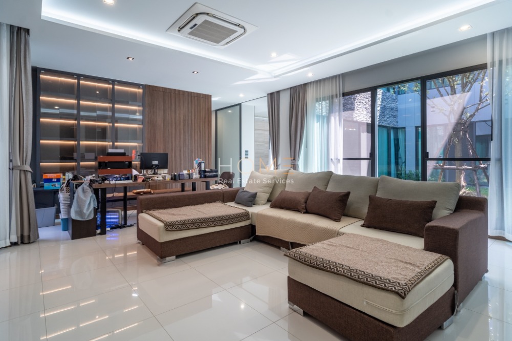 For SaleHousePattanakan, Srinakarin : The Master Private Srinakarin / 7 Bedrooms (Sale), The Master Private Srinakarin / 7 Bedrooms (SALE) PALM623