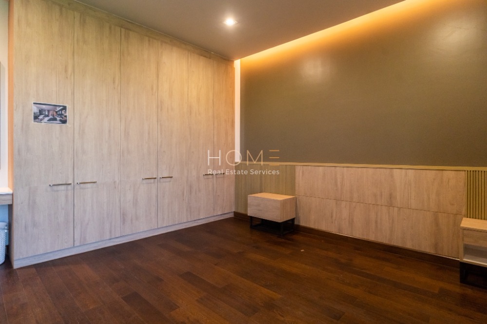 For SaleHousePattanakan, Srinakarin : The Master Private Srinakarin / 7 Bedrooms (Sale), The Master Private Srinakarin / 7 Bedrooms (SALE) PALM623