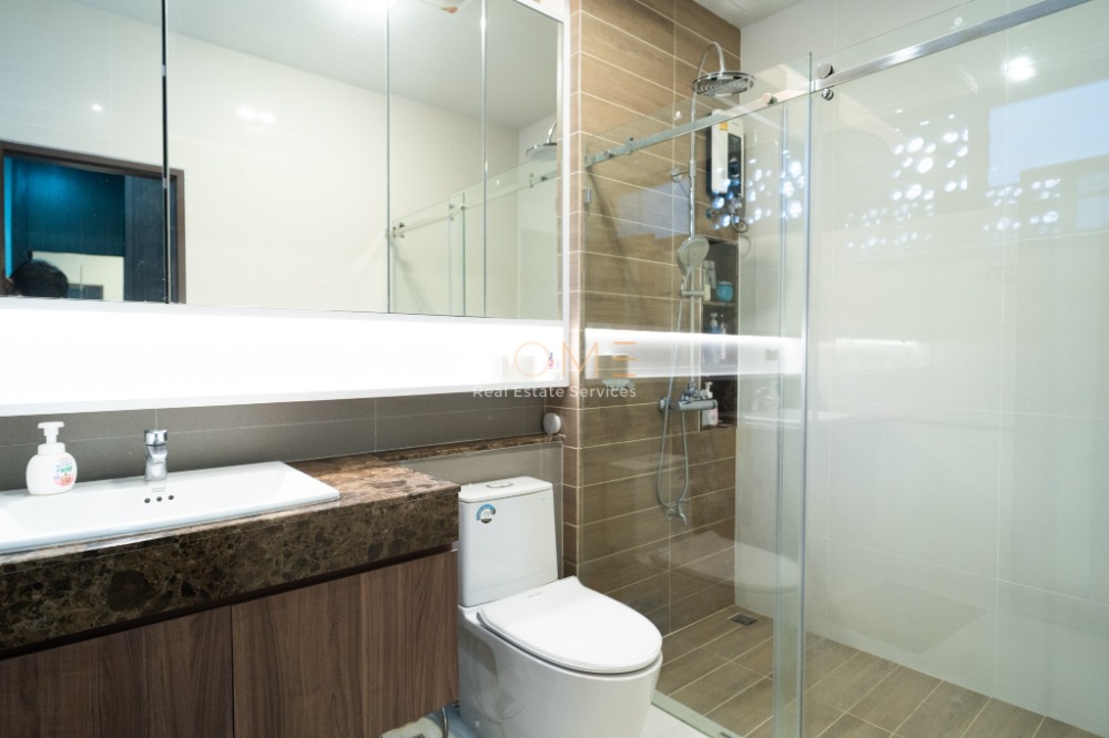 For SaleHousePattanakan, Srinakarin : The Master Private Srinakarin / 7 Bedrooms (Sale), The Master Private Srinakarin / 7 Bedrooms (SALE) PALM623