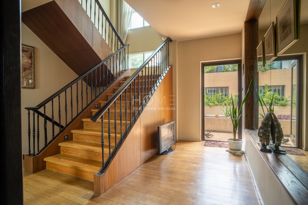 ขายบ้านพระราม 9 เพชรบุรีตัดใหม่ RCA : บ้านเดี่ยว บ้านอิสระ พระราม 9 / 4 ห้องนอน (ขาย), Baan Issara Rama 9 / Detached House 4 Bedrooms (FOR SALE) TP380