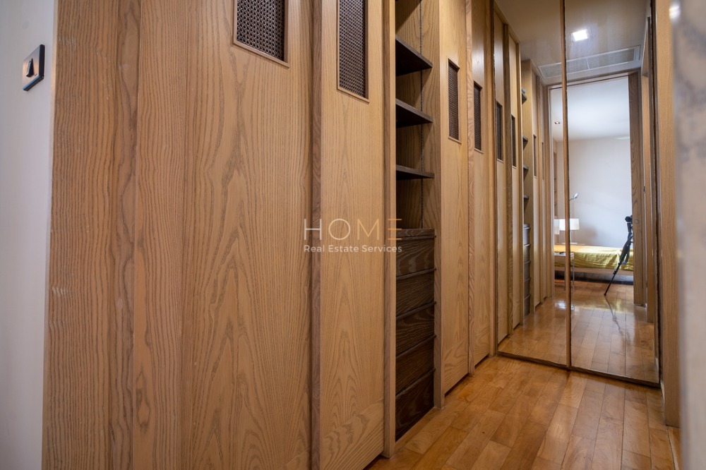 ขายบ้านพระราม 9 เพชรบุรีตัดใหม่ RCA : บ้านเดี่ยว บ้านอิสระ พระราม 9 / 4 ห้องนอน (ขาย), Baan Issara Rama 9 / Detached House 4 Bedrooms (FOR SALE) TP380