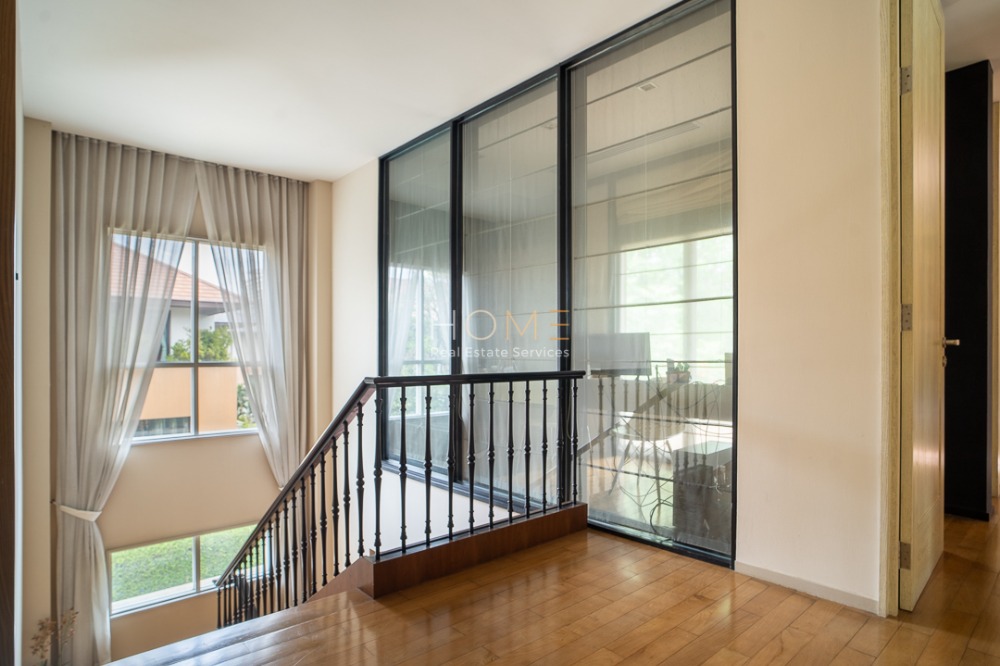 ขายบ้านพระราม 9 เพชรบุรีตัดใหม่ RCA : บ้านเดี่ยว บ้านอิสระ พระราม 9 / 4 ห้องนอน (ขาย), Baan Issara Rama 9 / Detached House 4 Bedrooms (FOR SALE) TP380