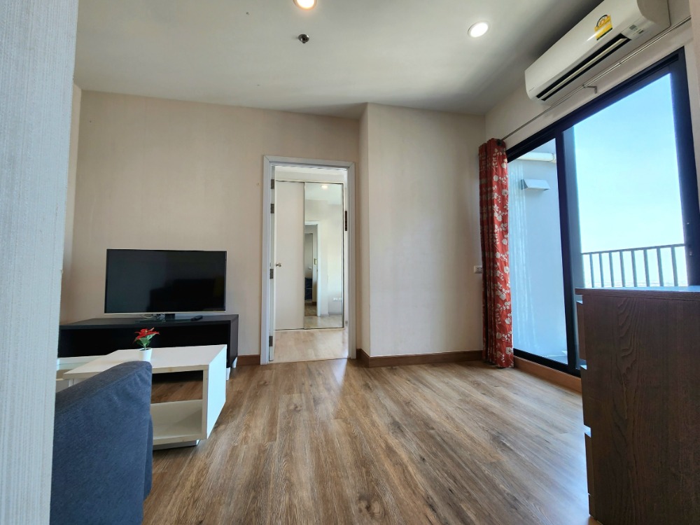 For RentCondoNonthaburi, Bang Yai, Bangbuathong : **Room available, please update** Plum Condo for rent, Central Station Phase 1, 2-bedroom type, ready to move in, new beautiful room **A room like this doesn't happen often.