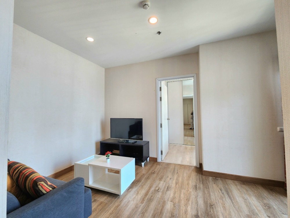 For RentCondoNonthaburi, Bang Yai, Bangbuathong : **Room available, please update** Plum Condo for rent, Central Station Phase 1, 2-bedroom type, ready to move in, new beautiful room **A room like this doesn't happen often.