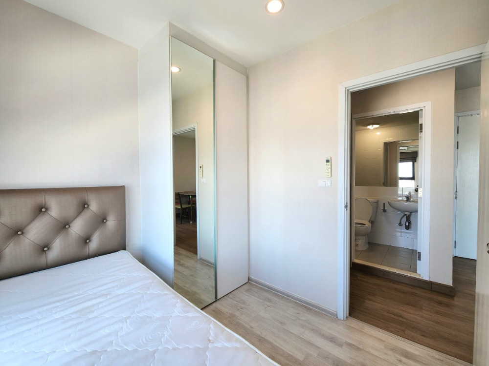 For RentCondoNonthaburi, Bang Yai, Bangbuathong : **Room available, please update** Plum Condo for rent, Central Station Phase 1, 2-bedroom type, ready to move in, new beautiful room **A room like this doesn't happen often.