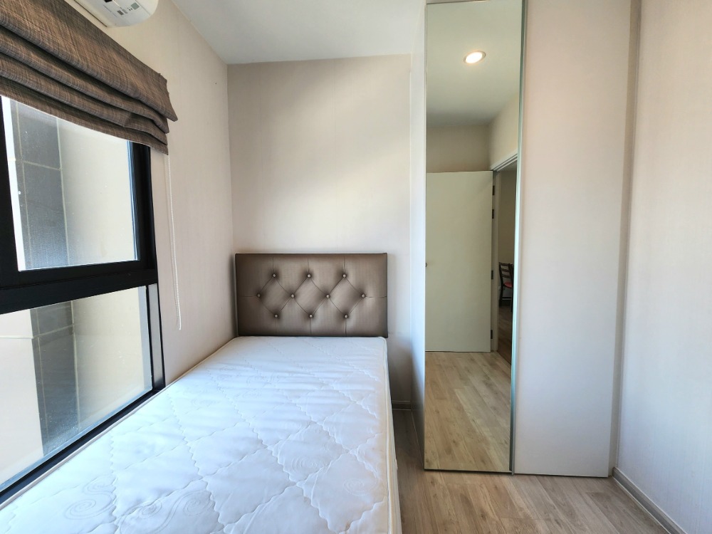 For RentCondoNonthaburi, Bang Yai, Bangbuathong : **Room available, please update** Plum Condo for rent, Central Station Phase 1, 2-bedroom type, ready to move in, new beautiful room **A room like this doesn't happen often.