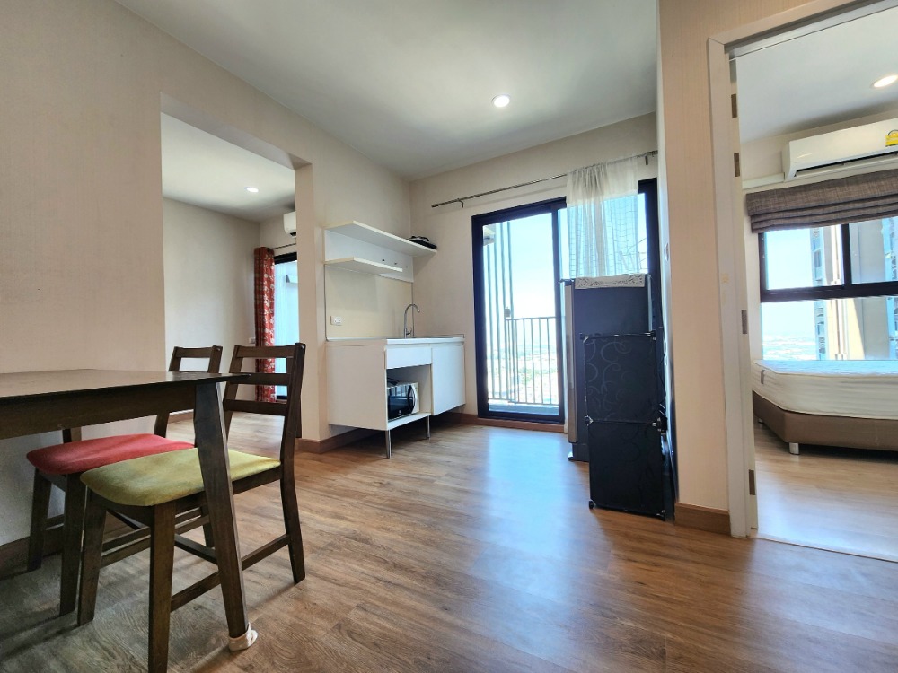 For RentCondoNonthaburi, Bang Yai, Bangbuathong : **Room available, please update** Plum Condo for rent, Central Station Phase 1, 2-bedroom type, ready to move in, new beautiful room **A room like this doesn't happen often.