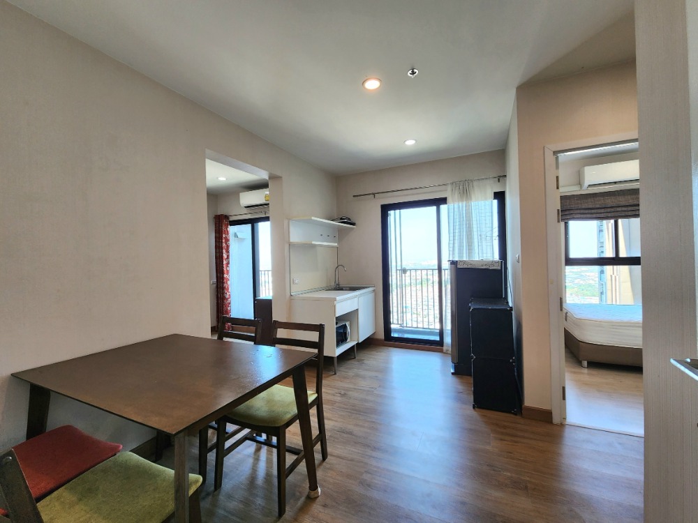 For RentCondoNonthaburi, Bang Yai, Bangbuathong : **Room available, please update** Plum Condo for rent, Central Station Phase 1, 2-bedroom type, ready to move in, new beautiful room **A room like this doesn't happen often.