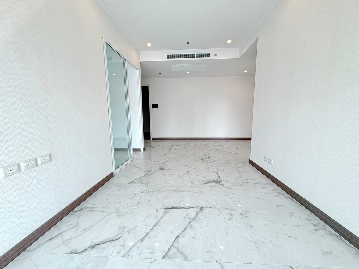 ขายคอนโดสีลม ศาลาแดง บางรัก : 3876😍 For SELL ขาย 1 ห้องนอน🚄ใกล้ MRT สามย่าน🏢ศุภาลัย เอลีท สุรวงศ์🔔พื้นที่:59.50ตร.ม.💲ขาย:8,400,000฿📞O99-5919653,065-9423251✅LineID:@sureresidence