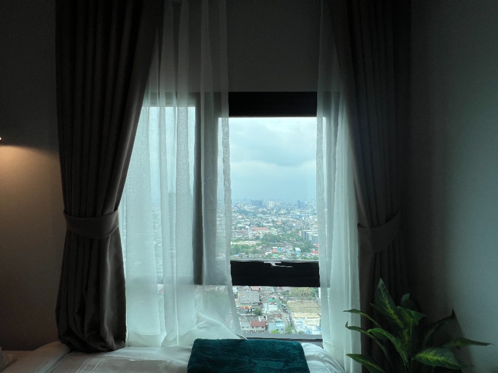 For RentCondoThaphra, Talat Phlu, Wutthakat : Rent Altitude Unicorn Sathorn-Thapra, walk to BTS, 1 bedroom, special price, corner room, open view, new room, full furniture, washing machine, microwave, TV, refrigerator, complete electric