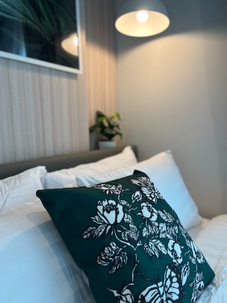 For RentCondoThaphra, Talat Phlu, Wutthakat : Rent Altitude Unicorn Sathorn-Thapra, walk to BTS, 1 bedroom, special price, corner room, open view, new room, full furniture, washing machine, microwave, TV, refrigerator, complete electric