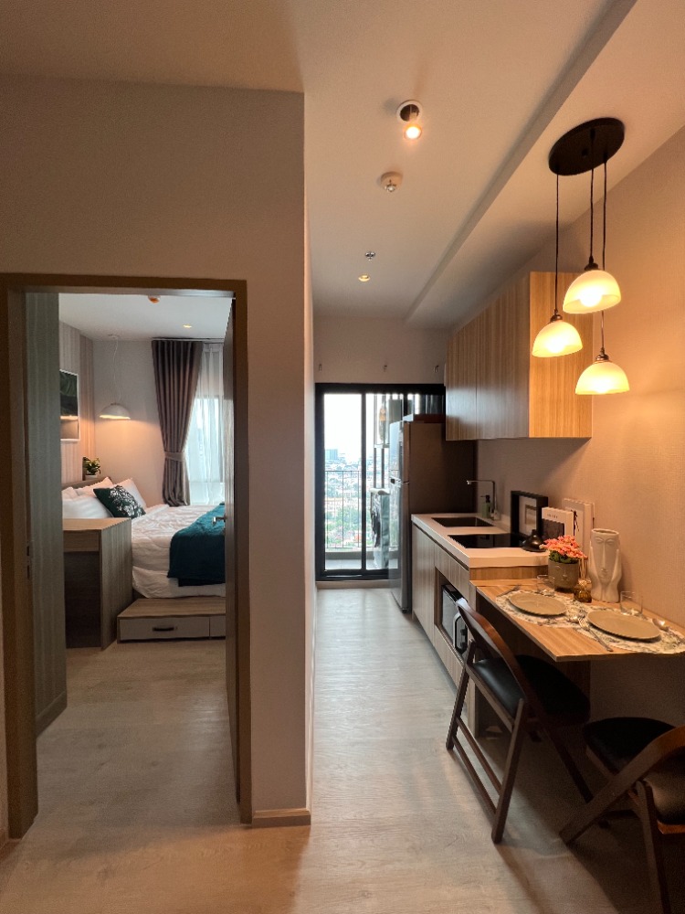 For RentCondoThaphra, Talat Phlu, Wutthakat : Rent Altitude Unicorn Sathorn-Thapra, walk to BTS, 1 bedroom, special price, corner room, open view, new room, full furniture, washing machine, microwave, TV, refrigerator, complete electric
