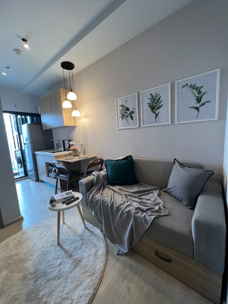 For RentCondoThaphra, Talat Phlu, Wutthakat : Rent Altitude Unicorn Sathorn-Thapra, walk to BTS, 1 bedroom, special price, corner room, open view, new room, full furniture, washing machine, microwave, TV, refrigerator, complete electric