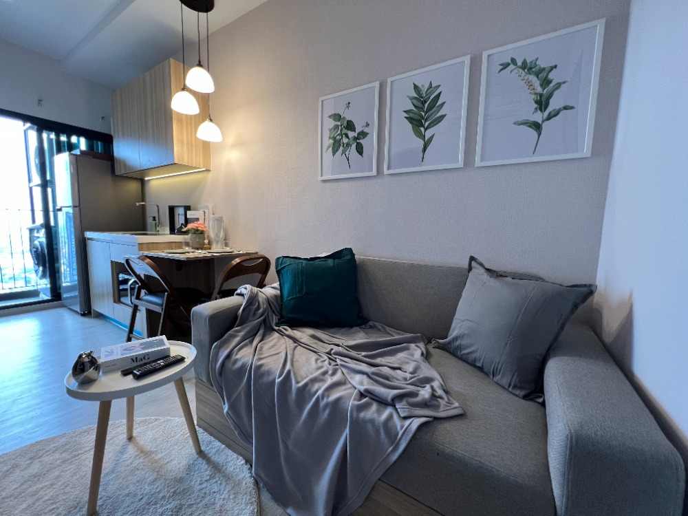 For RentCondoThaphra, Talat Phlu, Wutthakat : Rent Altitude Unicorn Sathorn-Thapra, walk to BTS, 1 bedroom, special price, corner room, open view, new room, full furniture, washing machine, microwave, TV, refrigerator, complete electric