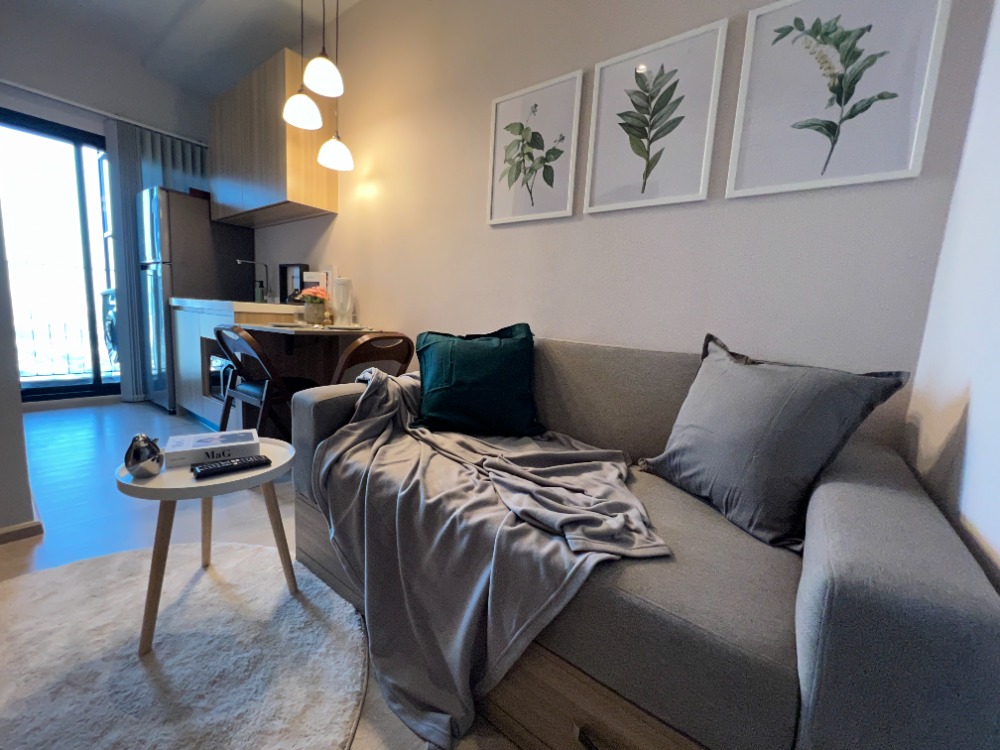 For RentCondoThaphra, Talat Phlu, Wutthakat : Rent Altitude Unicorn Sathorn-Thapra, walk to BTS, 1 bedroom, special price, corner room, open view, new room, full furniture, washing machine, microwave, TV, refrigerator, complete electric