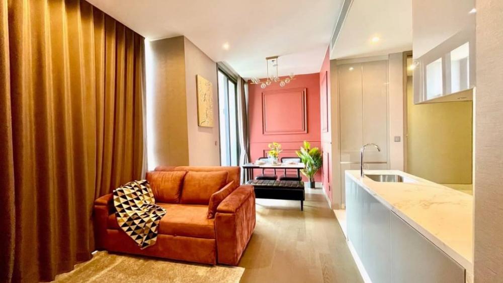 ให้เช่าคอนโดพระราม 9 เพชรบุรีตัดใหม่ RCA : For rent ให้เช่า The esse at singha complex (ดิ เอส แอท สิงห์ คอมเพล็กซ์) 1 bed 48 ตร.ม ชั้น 29+ ราคา 47,500 บาท/เดือน