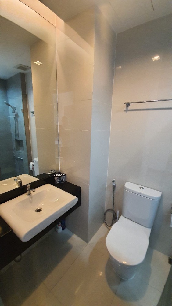 ให้เช่าคอนโดราชเทวี พญาไท : ⚡⚡  Short Term Rental 2-3 months OK ⚡⚡  Central World View  + New Renovated Room 